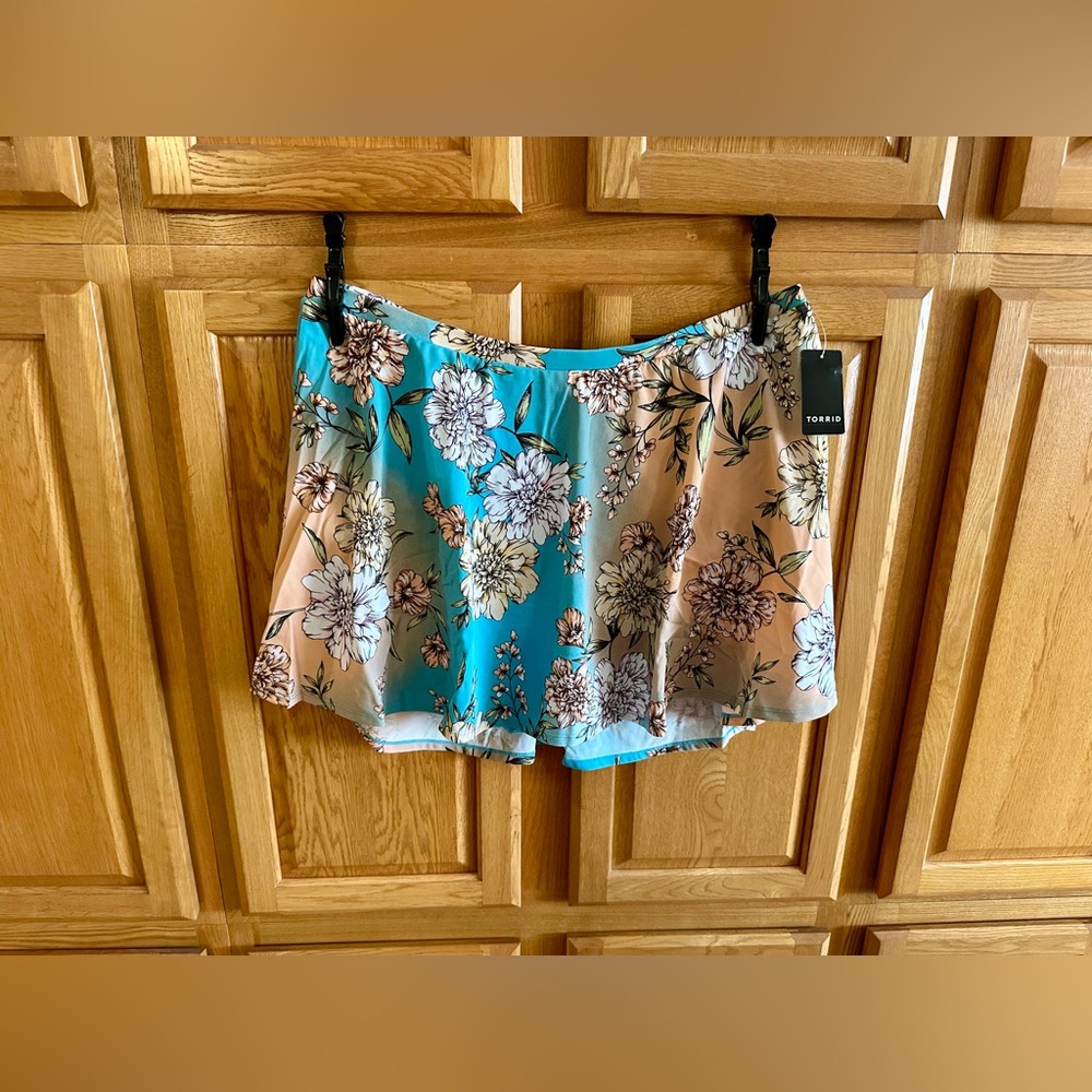 Torrid peony swim skirt